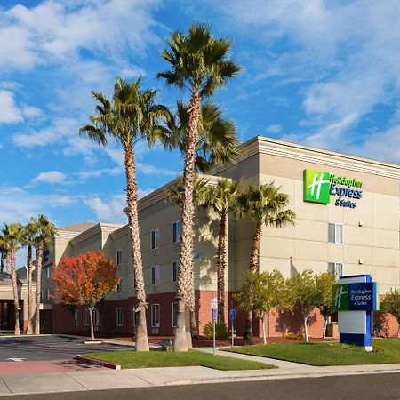 Holiday Inn Express Hotel & Suites Vacaville By Ihg מראה חיצוני תמונה