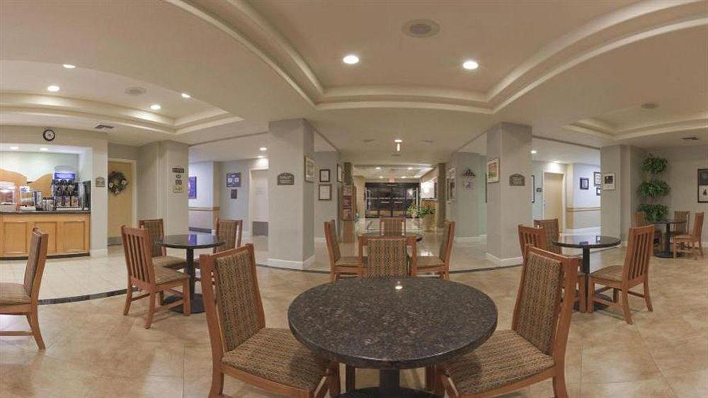 Holiday Inn Express Hotel & Suites Vacaville By Ihg מראה חיצוני תמונה