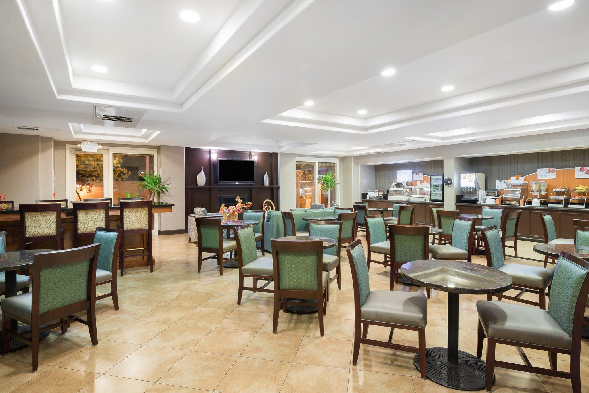 Holiday Inn Express Hotel & Suites Vacaville By Ihg מראה חיצוני תמונה