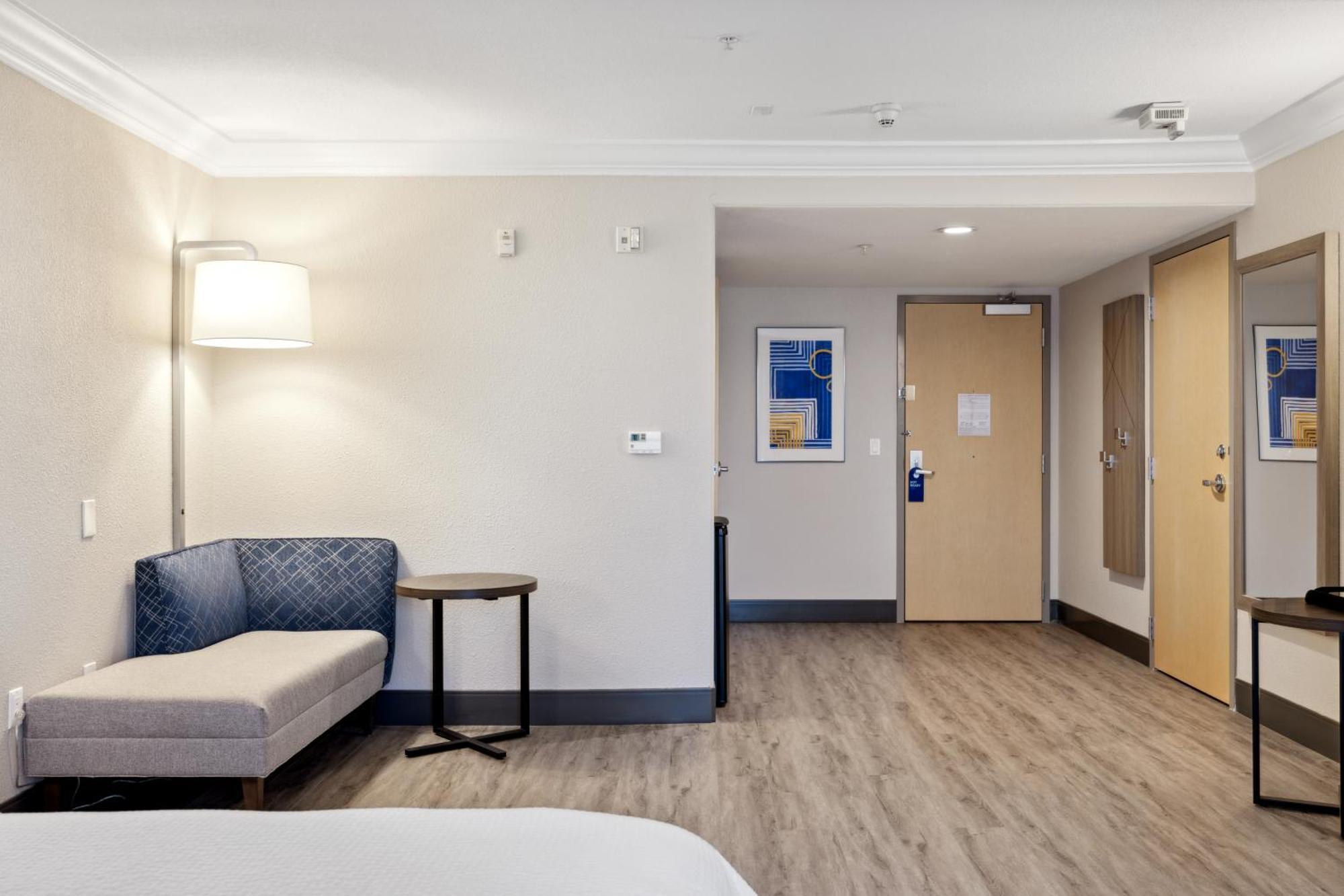 Holiday Inn Express Hotel & Suites Vacaville By Ihg מראה חיצוני תמונה