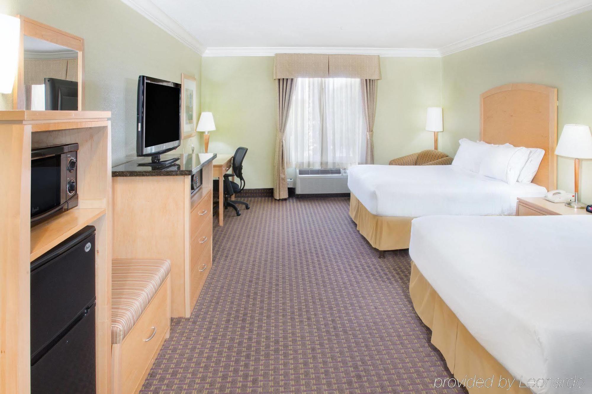 Holiday Inn Express Hotel & Suites Vacaville By Ihg מראה חיצוני תמונה